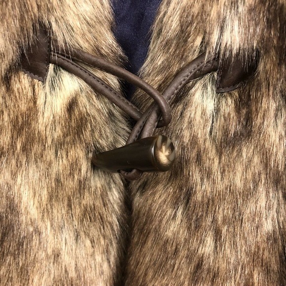 Boden Brown Faux Fur Vest With Closure - Picture 5 of 9